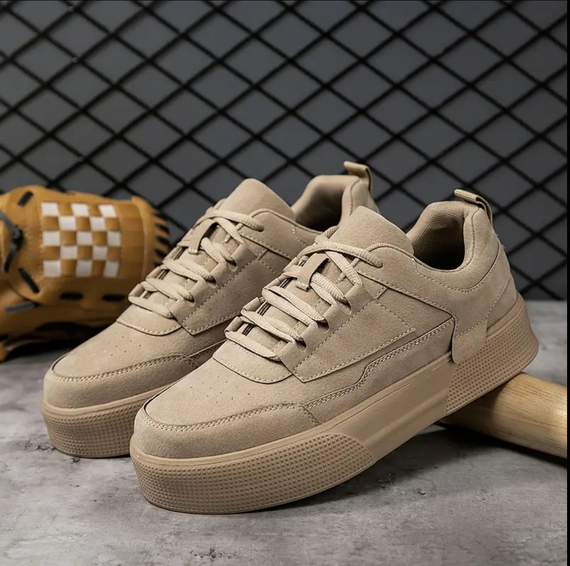 Men's Fashion Solid Color Low-Top Sneakers with Lace-Up Closure, Casual Street Style Thick Sole Shoes