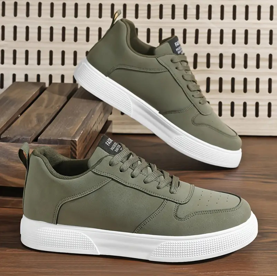 Men's Breathable Casual Sneakers, Lace-Up Low Tops for Everyday & Sporty Wear