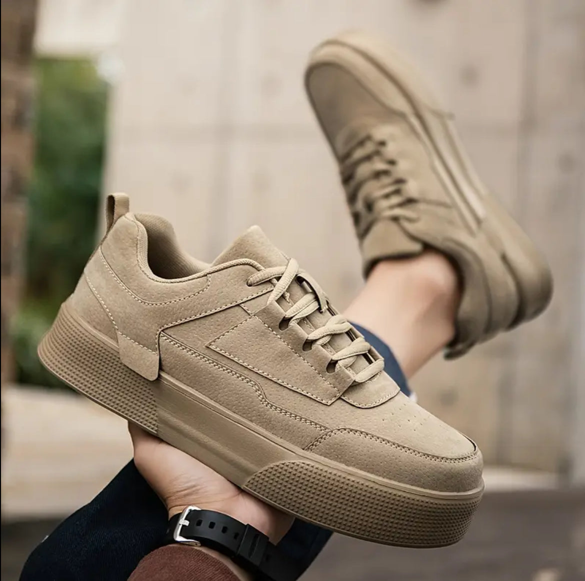 Men's Fashion Solid Color Low-Top Sneakers with Lace-Up Closure, Casual Street Style Thick Sole Shoes